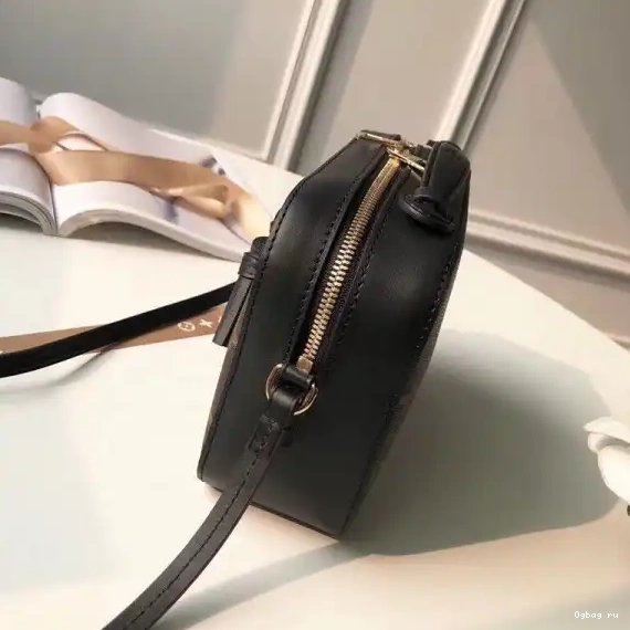 SAINTONGE VUITTON LOUIS 0423